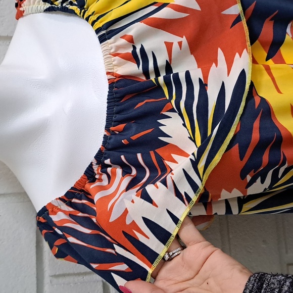 Mlle Gabrielle Multicolor Tropical Ruffle Off The Shoulder Maxi Dress. Size Lg - Picture 5 of 12